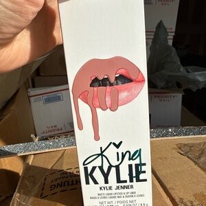 Kylie, Jenner Lip Kit